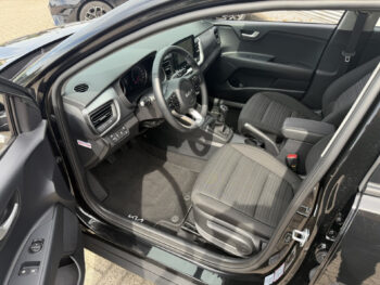 47089762-kia-stonic-2024