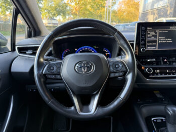 Toyota Corolla Touring Sports