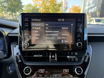 Toyota Corolla Touring Sports