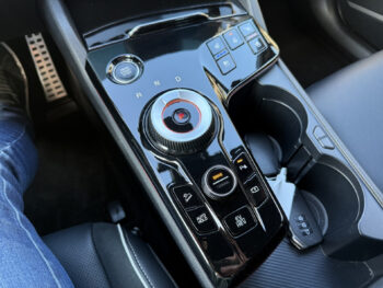 50256429-kia-sportage-2022