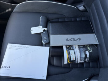 50256429-kia-sportage-2022