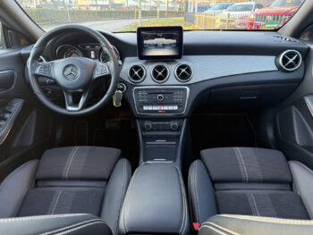 50286208-mercedes-benz-cla-klasse-2017