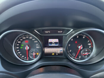 50286208-mercedes-benz-cla-klasse-2017