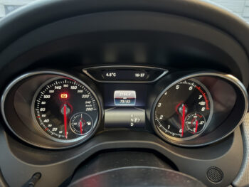 50286208-mercedes-benz-cla-klasse-2017