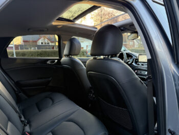 50286279-kia-xceed-2021