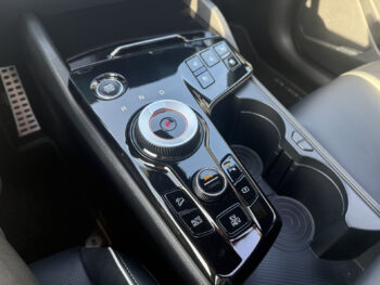 50316381-kia-sportage-2022