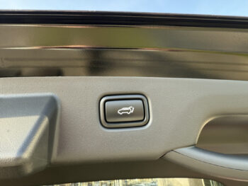 50466709-kia-niro-2022