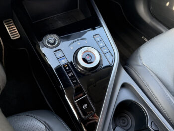 50466709-kia-niro-2022