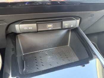 50466709-kia-niro-2022