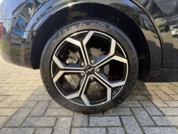 50466968-kia-niro-2022