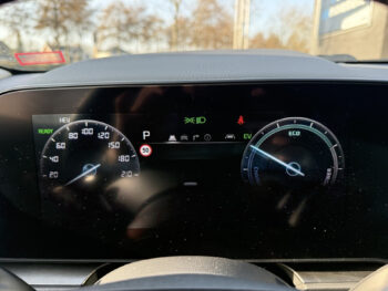 50466968-kia-niro-2022