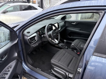 50572861-kia-stonic-2026