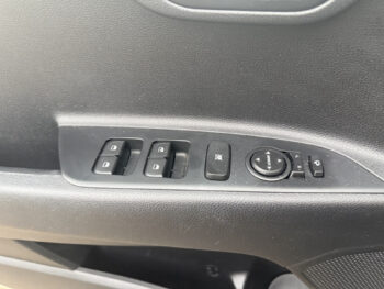 50607868-kia-stonic-2020