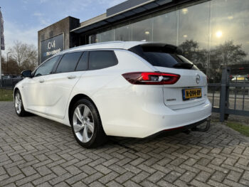 50685430-opel-insignia-2018