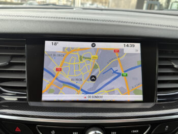 50685430-opel-insignia-2018