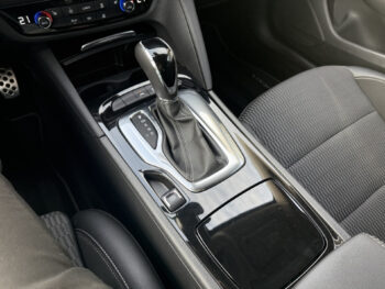 50685430-opel-insignia-2018