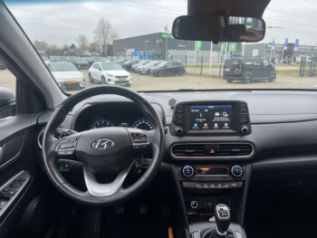 50760766-hyundai-kona-2018