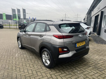 50760766-hyundai-kona-2018