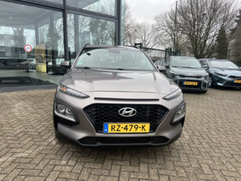50760766-hyundai-kona-2018