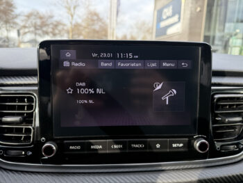 50784683-kia-rio-2022