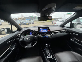 50796525-toyota-c-hr-2017