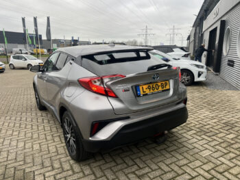 50796525-toyota-c-hr-2017