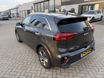 50796938-kia-niro-2022