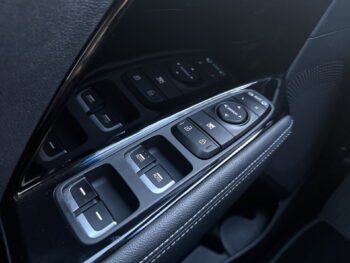 50832347-kia-niro-2019