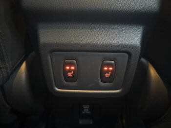 51081107-mitsubishi-eclipse-cross-2023