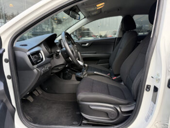 51094751-kia-rio-2022