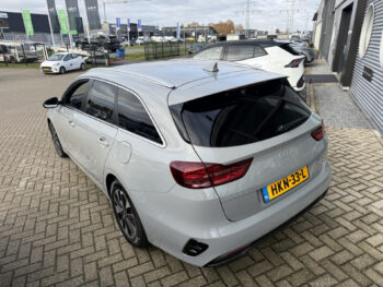 51112300-kia-ceed-sportswagon-2025