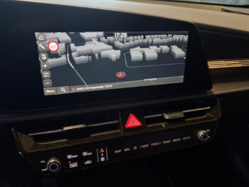 51112302-kia-niro-ev-2025