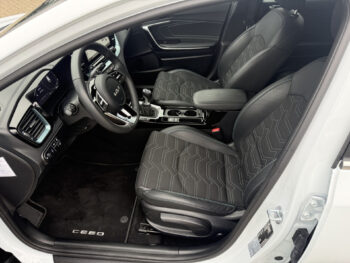 51112304-kia-ceed-sportswagon-2025