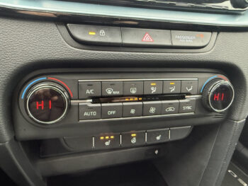 51112304-kia-ceed-sportswagon-2025