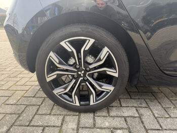 51220414-mitsubishi-colt-2024