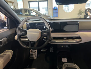 51235600-kia-ev4-2026