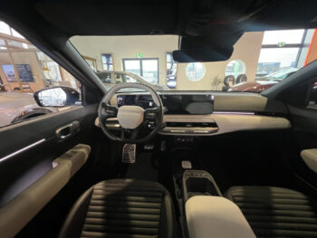 51235600-kia-ev4-2026