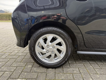 51247723-mitsubishi-space-star-2024