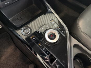 51536631-kia-niro-2022