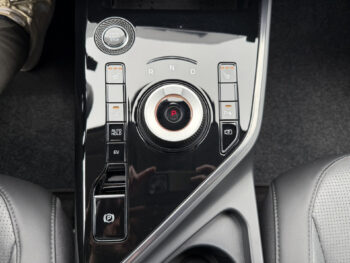 51536631-kia-niro-2022