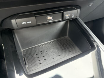 51536631-kia-niro-2022