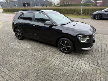 51536631-kia-niro-2022