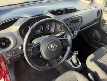 51652962-toyota-yaris-2018