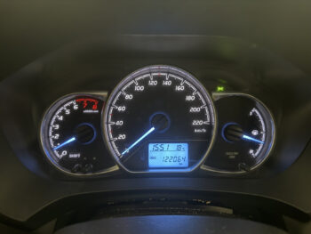 51652962-toyota-yaris-2018