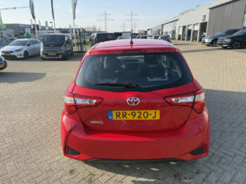 51652962-toyota-yaris-2018