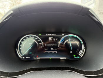 51704745-kia-xceed-2020