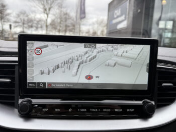 51704745-kia-xceed-2020