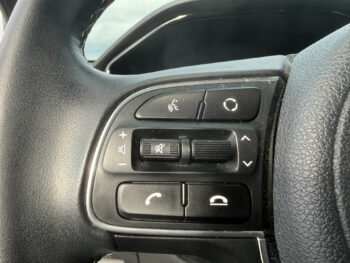 51705956-kia-niro-2022