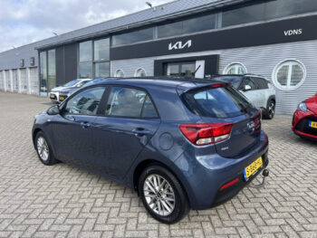 51724680-kia-rio-2023