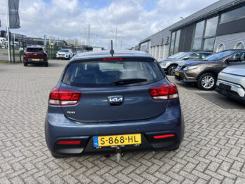 51724680-kia-rio-2023